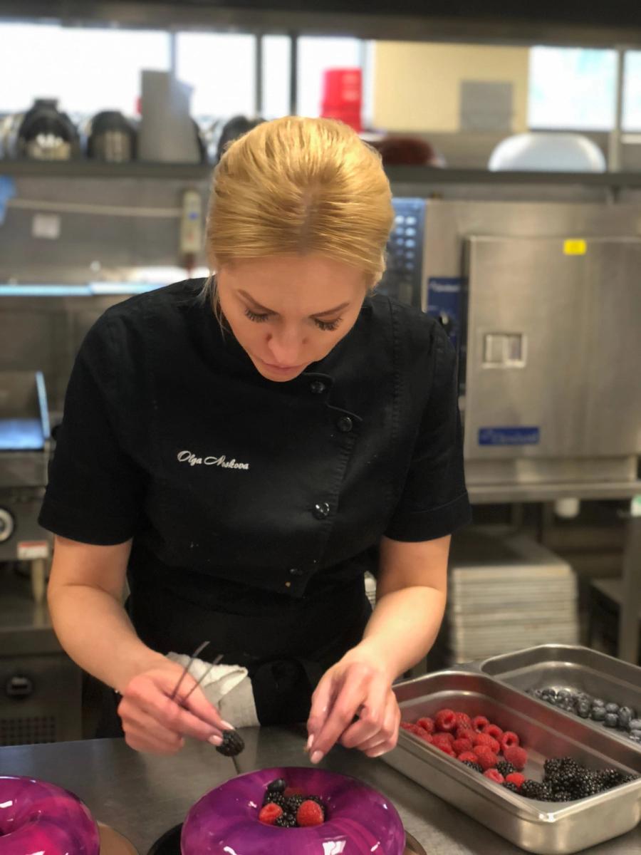 Mirror-Glaze Entremets with Olga Noskova — image 141