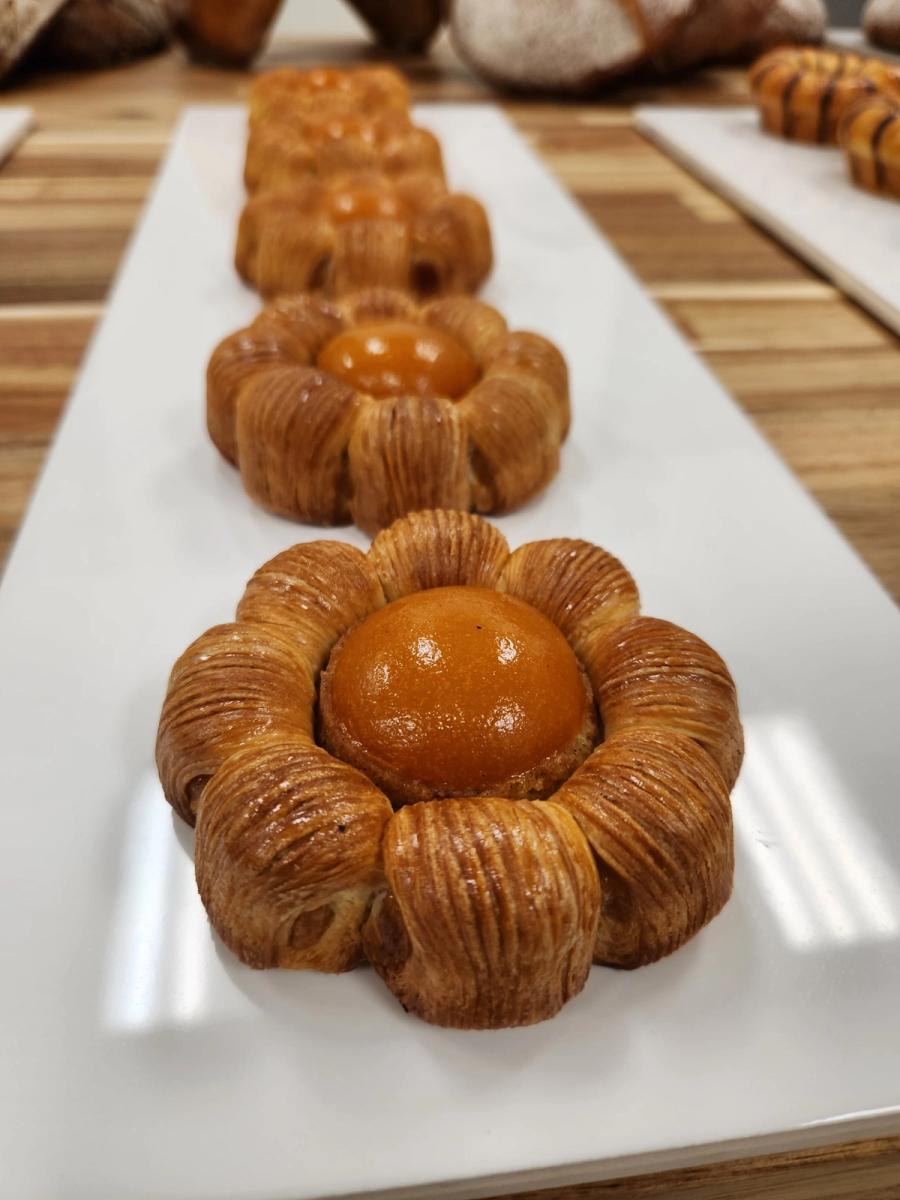 Advanced and Creative Bread and Viennoiserie with Brian Boclet — image 108