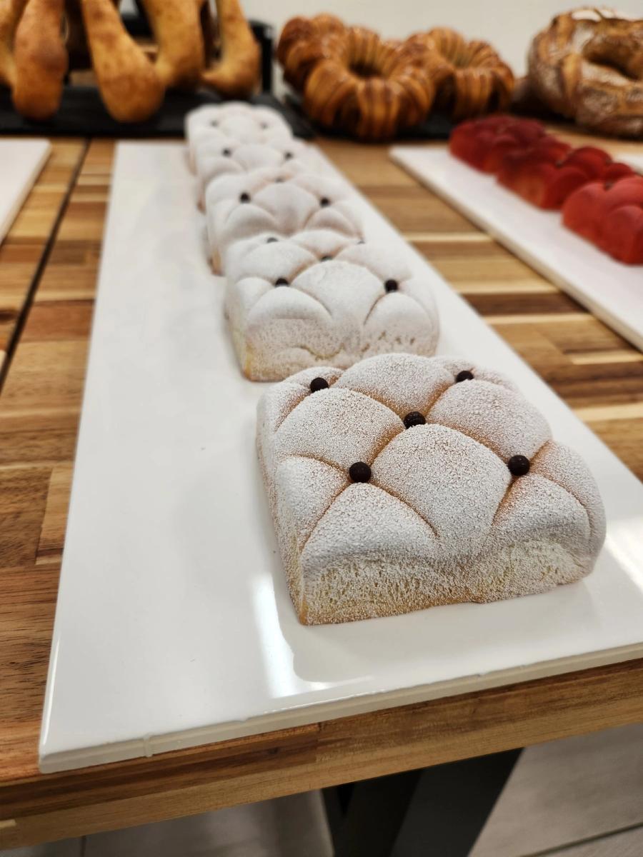 Advanced and Creative Bread and Viennoiserie with Brian Boclet — image 100