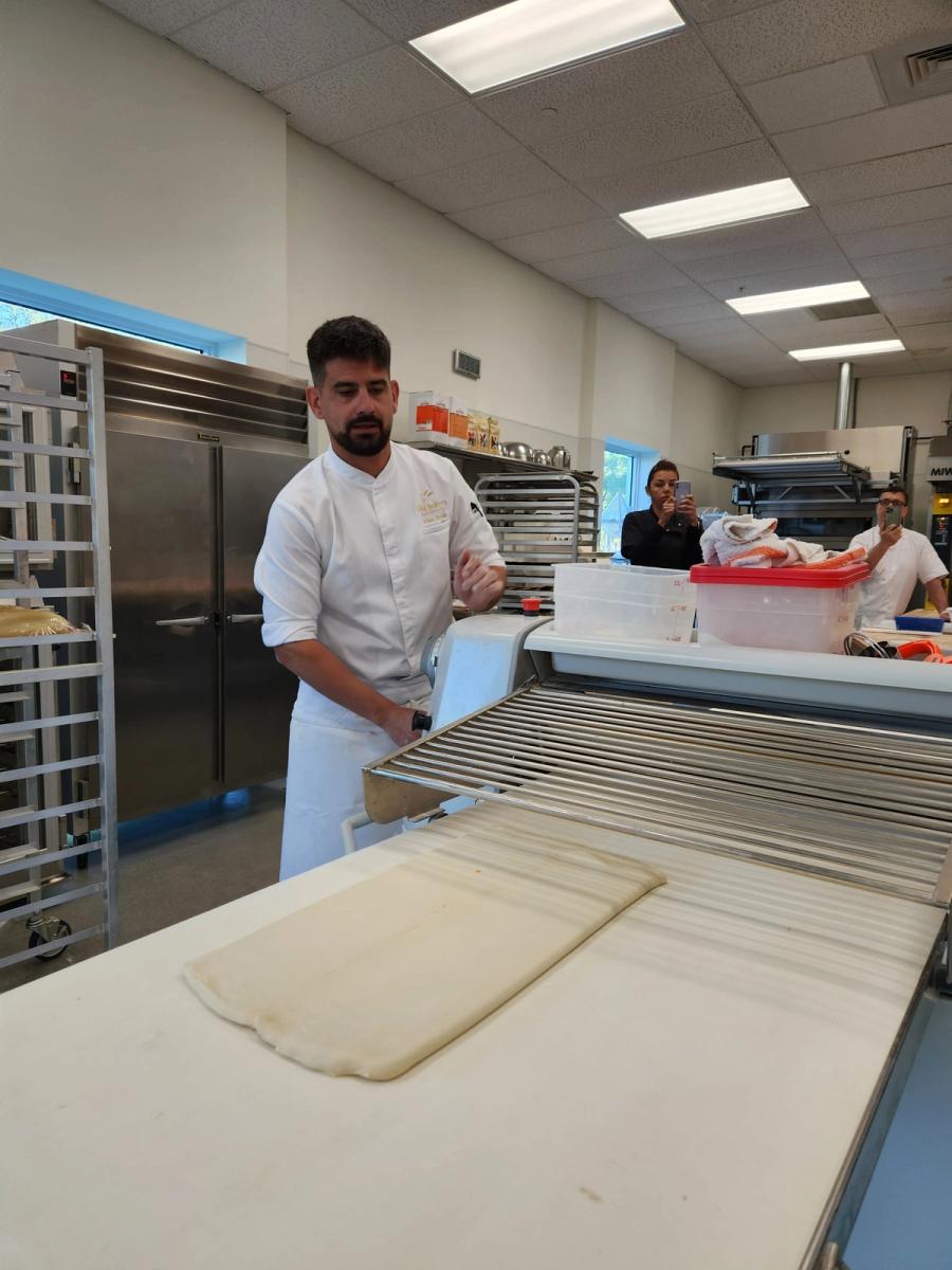 Advanced and Creative Bread and Viennoiserie with Brian Boclet — image 27