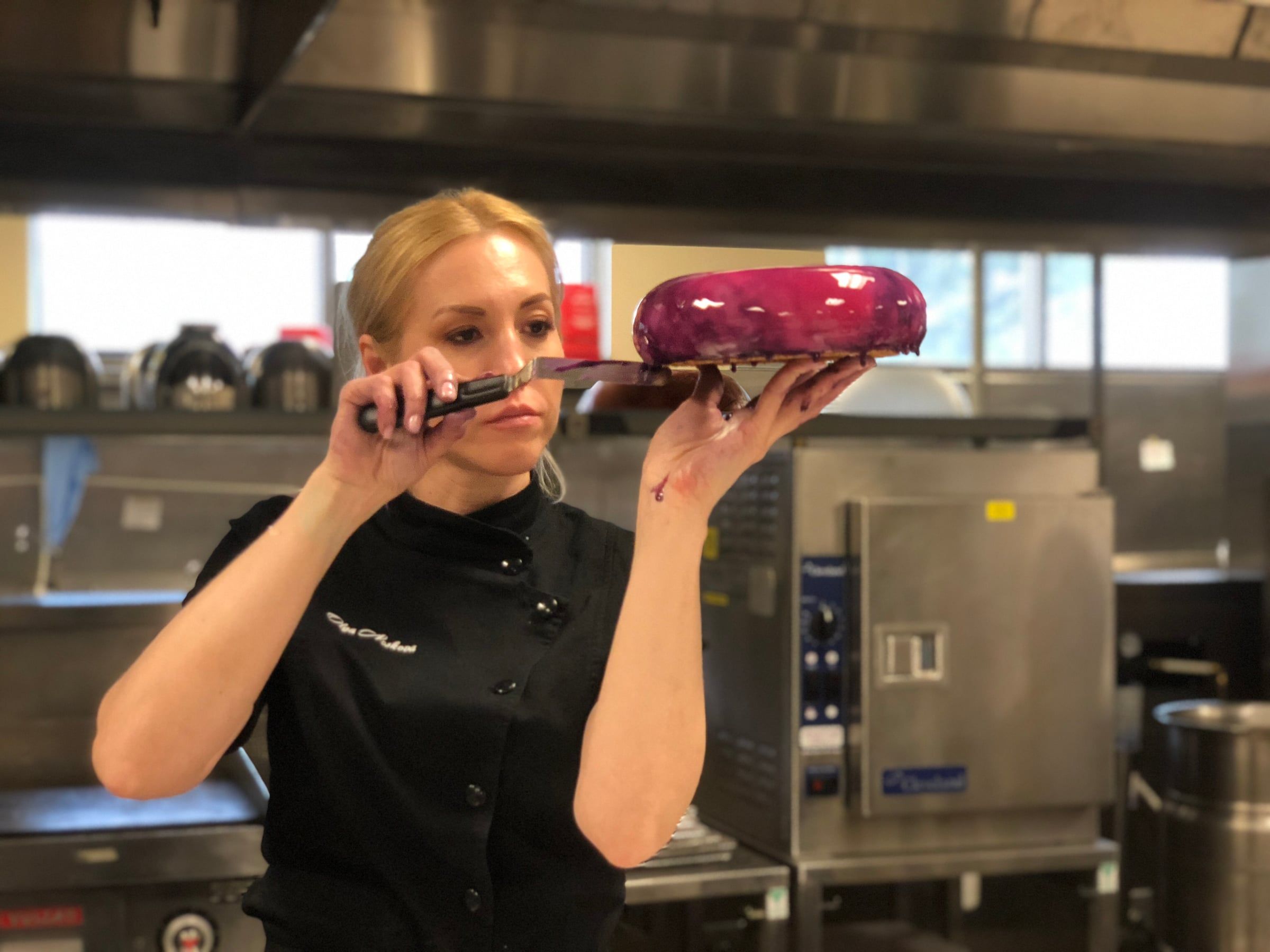 Mirror-Glaze Entremets with Olga Noskova — image 130