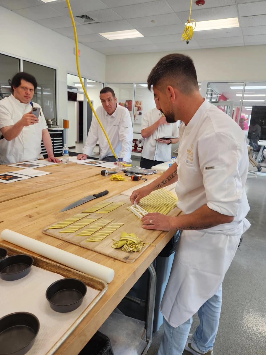 Advanced and Creative Bread and Viennoiserie with Brian Boclet — image 12
