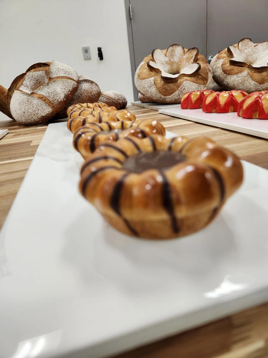 Advanced and Creative Bread and Viennoiserie with Brian Boclet — image 92