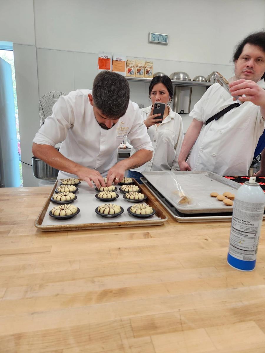 Advanced and Creative Bread and Viennoiserie with Brian Boclet — image 57