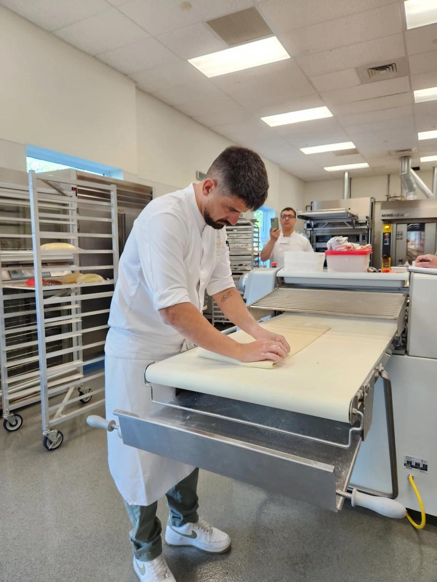 Advanced and Creative Bread and Viennoiserie with Brian Boclet — image 29