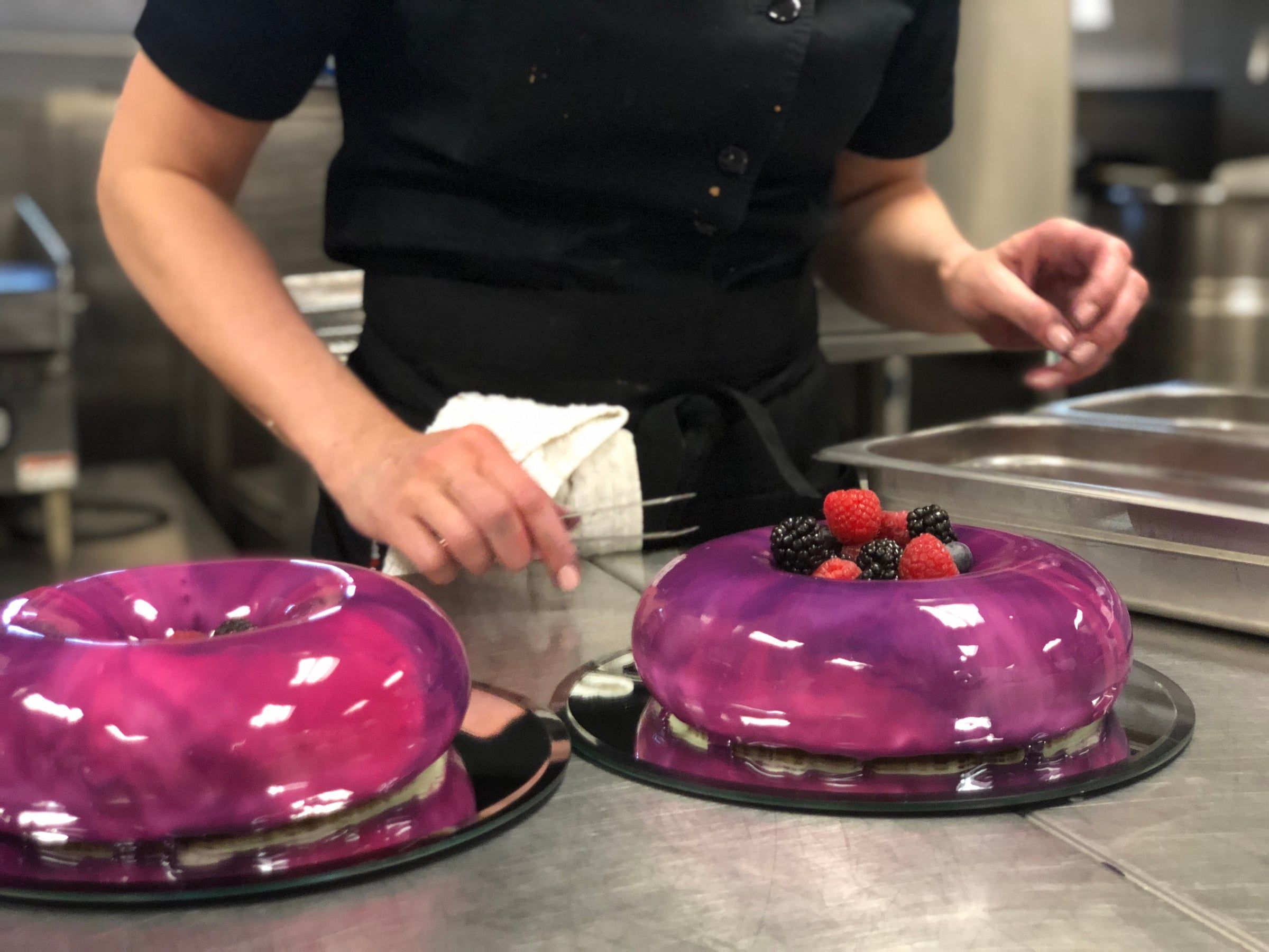 Mirror-Glaze Entremets with Olga Noskova — image 142