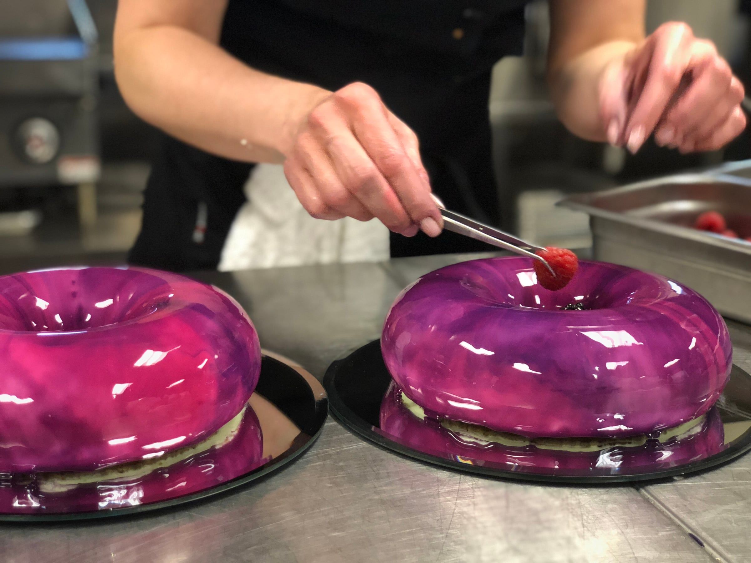 Mirror-Glaze Entremets with Olga Noskova — image 135