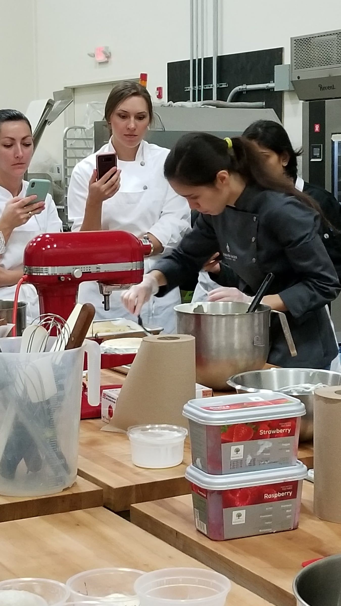 Architectural Pastry with Dinara Kasko — image 19