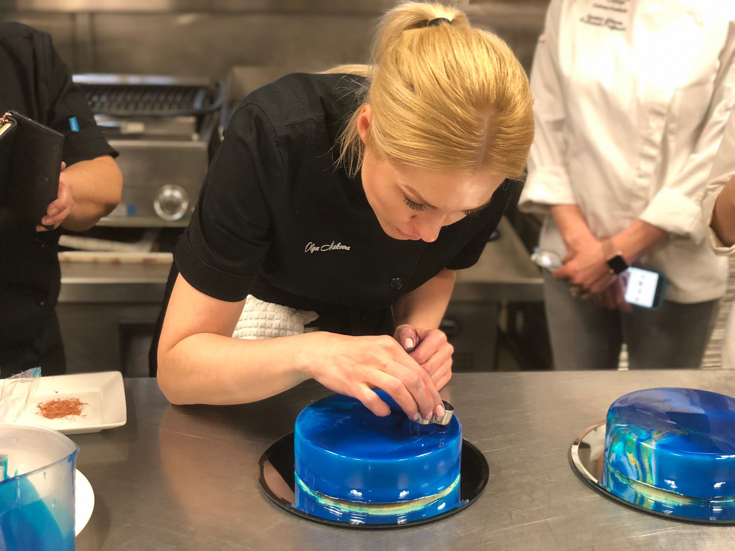 Mirror-Glaze Entremets with Olga Noskova — image 103