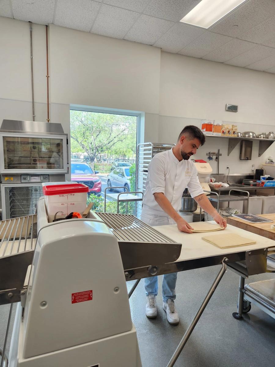 Advanced and Creative Bread and Viennoiserie with Brian Boclet — image 8