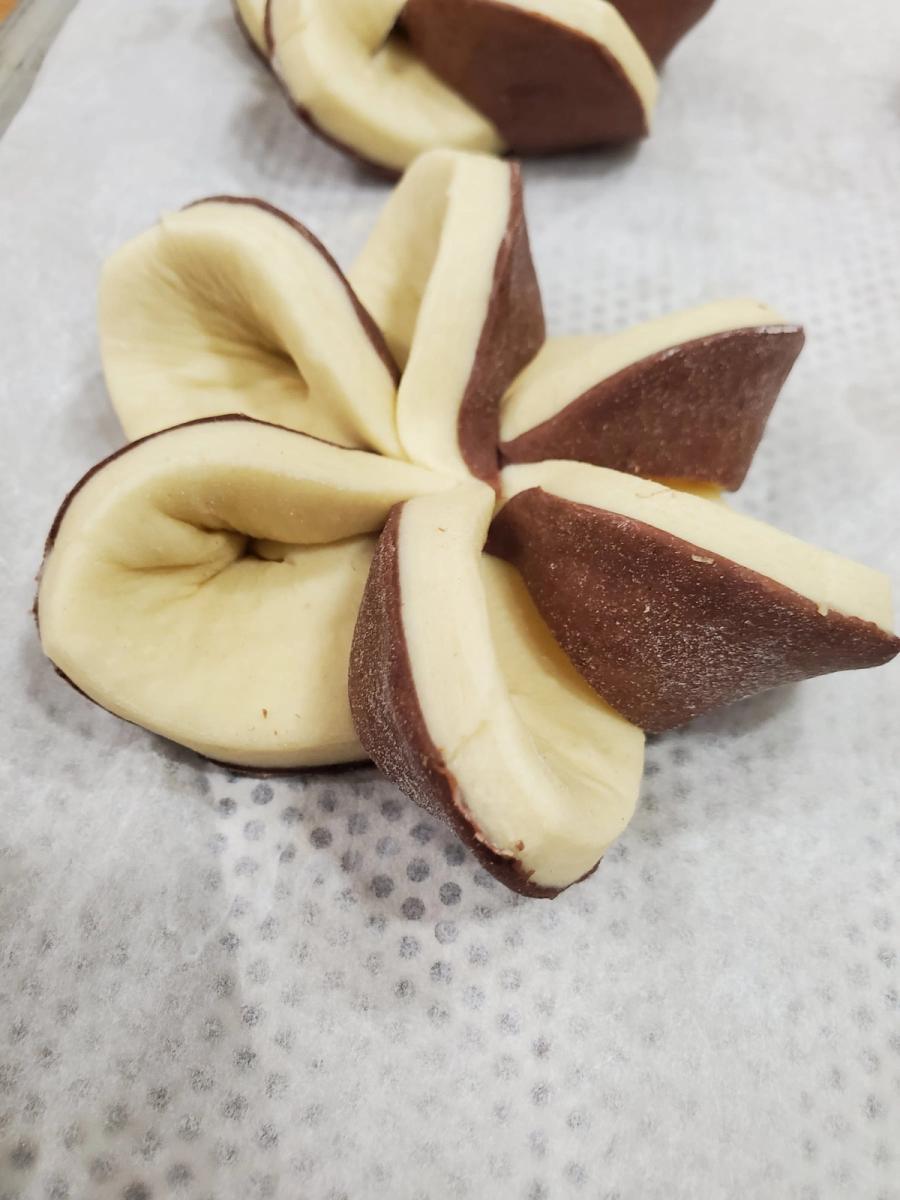Viennoiserie by Bedros Kabranian — image 19