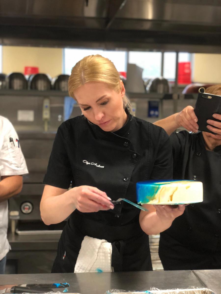 Mirror-Glaze Entremets with Olga Noskova — image 92