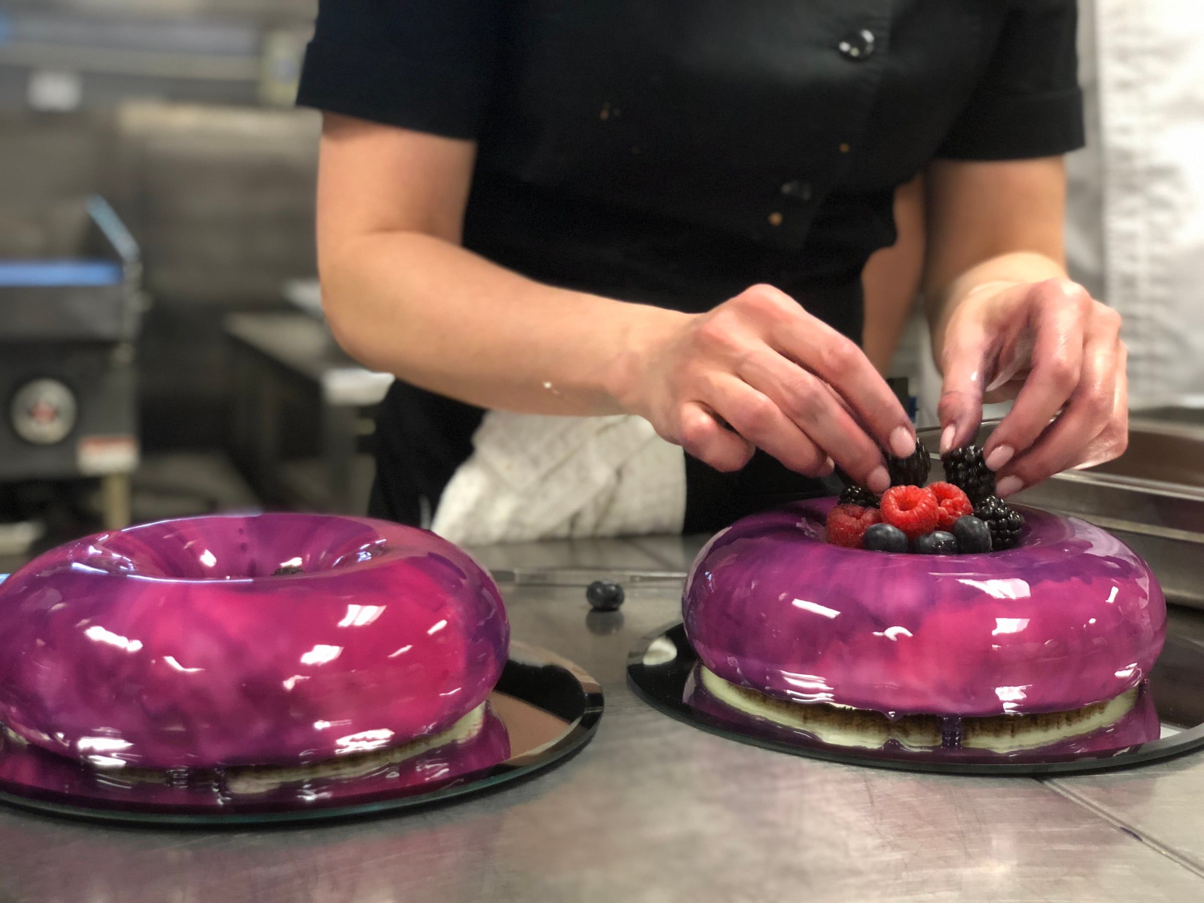 Mirror-Glaze Entremets with Olga Noskova — image 144