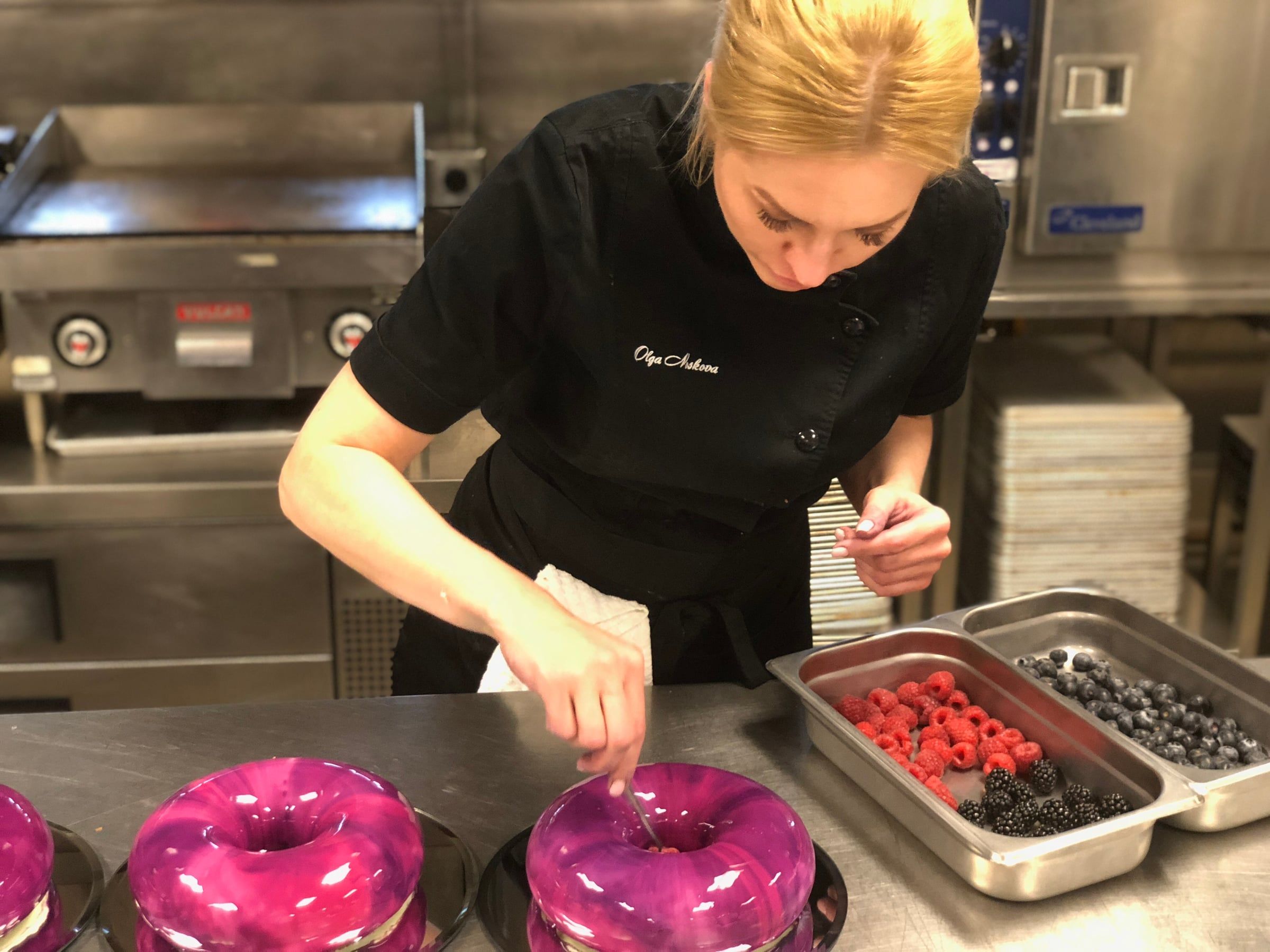 Mirror-Glaze Entremets with Olga Noskova — image 134
