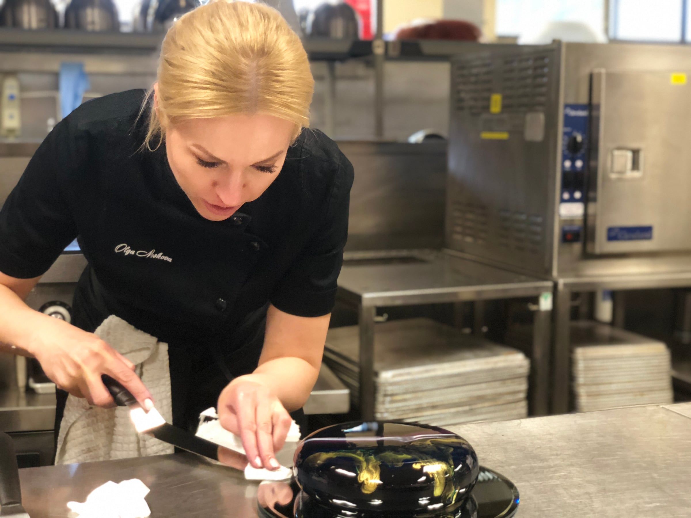 Mirror-Glaze Entremets with Olga Noskova — image 164