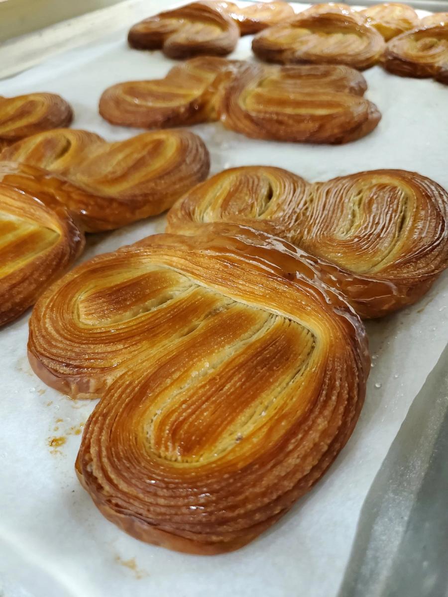 Viennoiserie by Bedros Kabranian — image 126