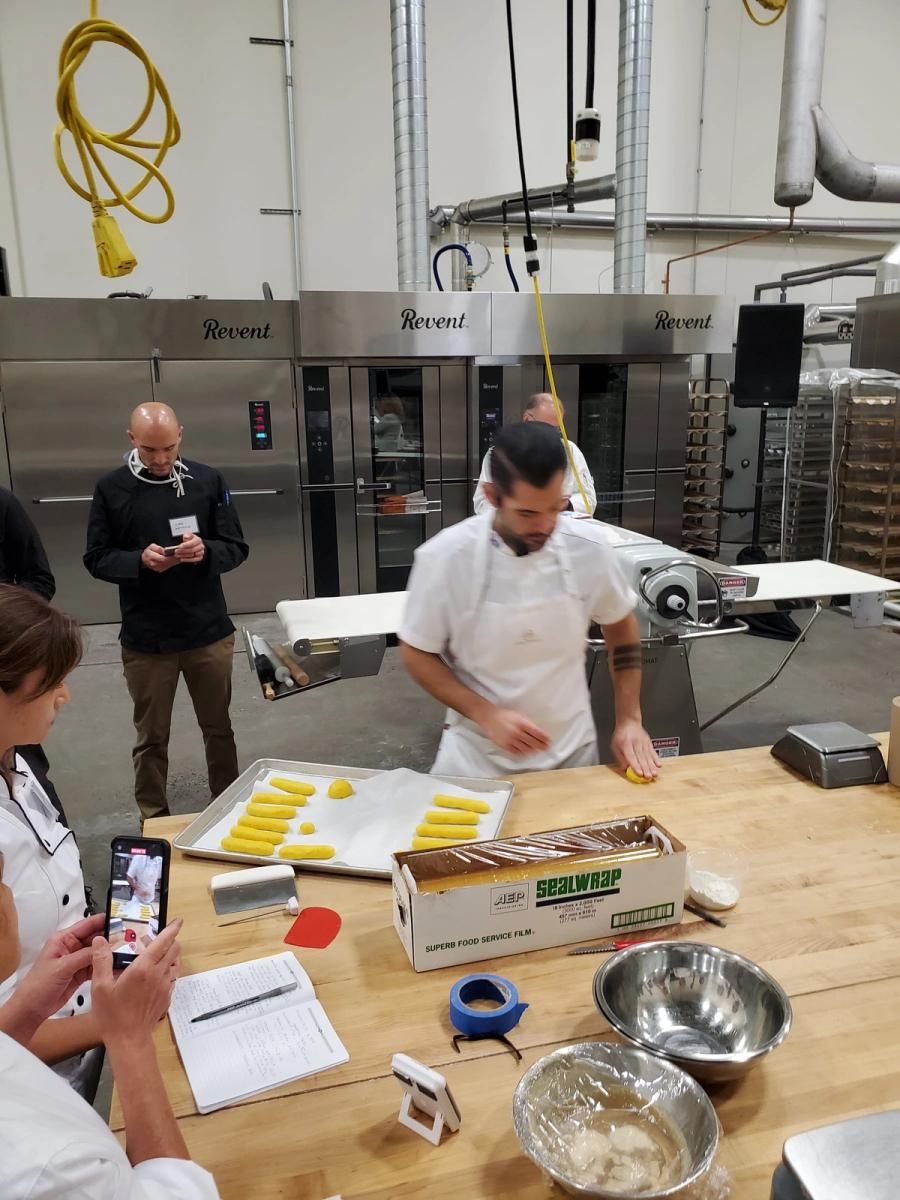 Viennoiserie by Bedros Kabranian — image 38