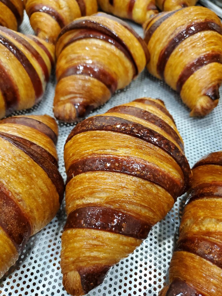 Viennoiserie by Bedros Kabranian — image 111