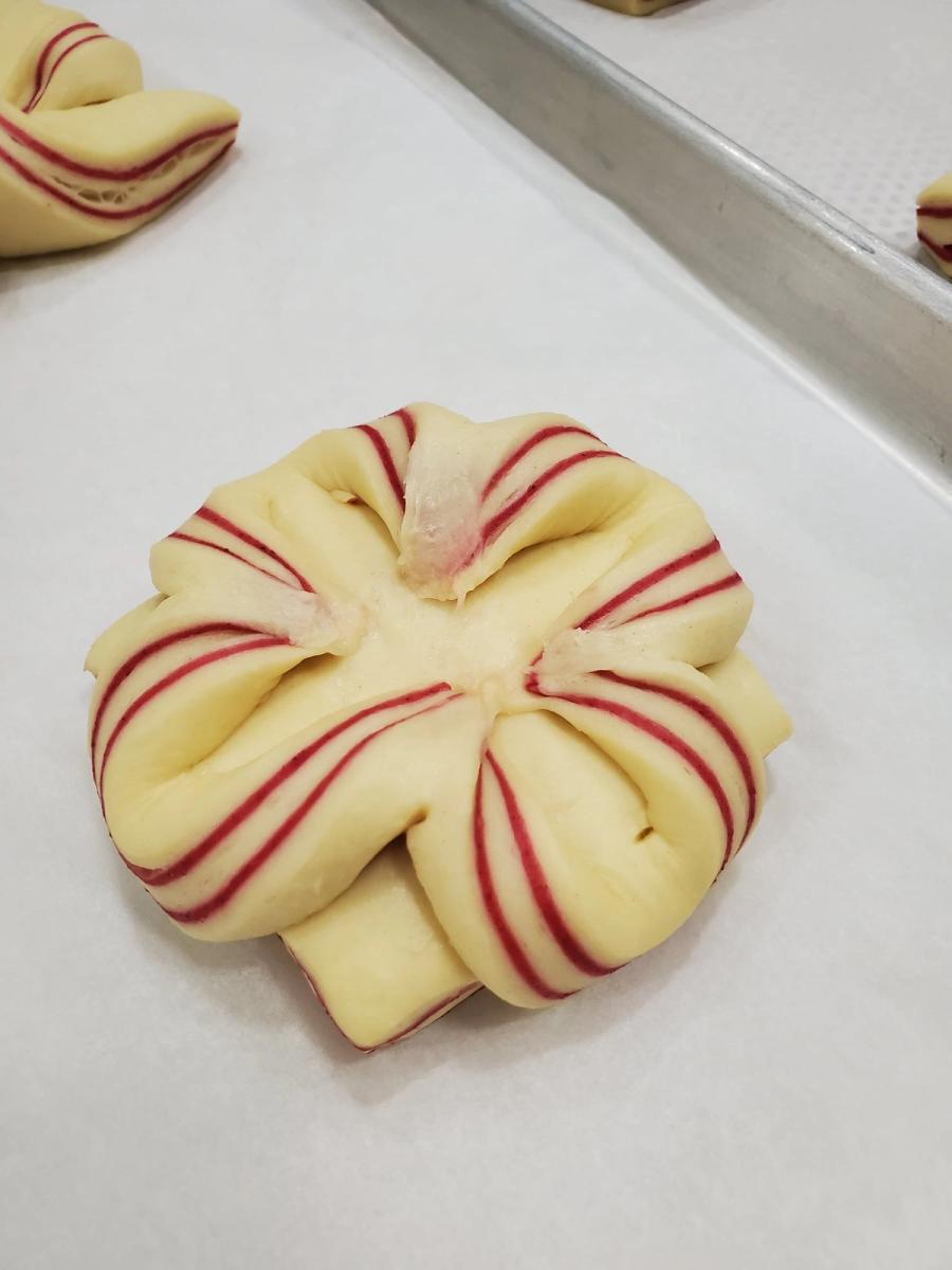 Viennoiserie by Bedros Kabranian — image 32