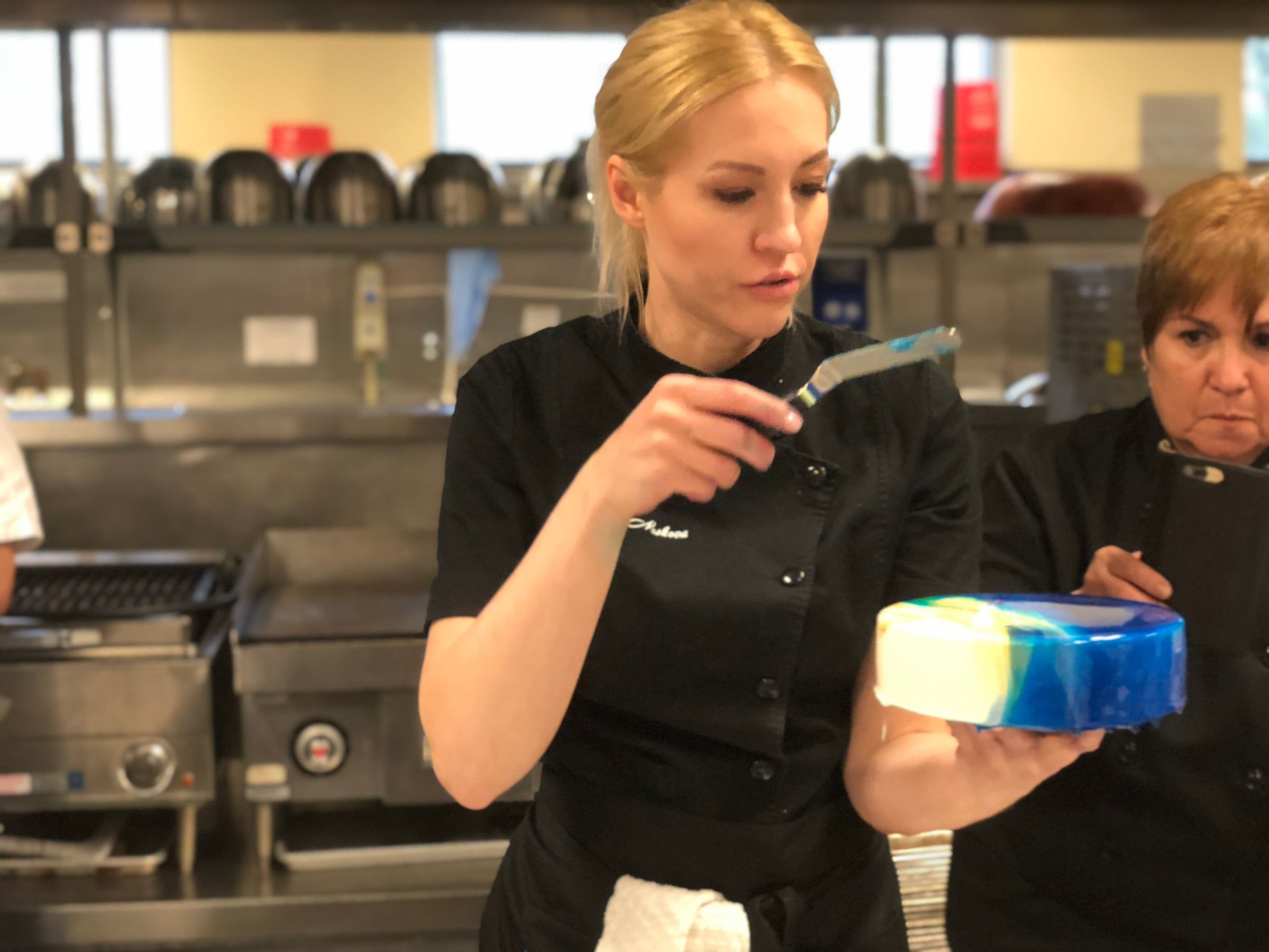 Mirror-Glaze Entremets with Olga Noskova — image 90