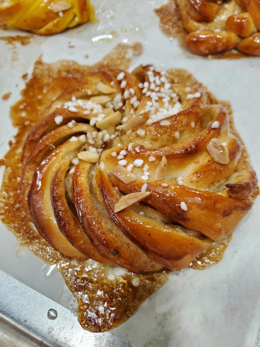 Viennoiserie by Bedros Kabranian — image 85