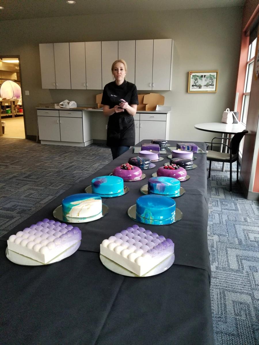 Mirror-Glaze Entremets with Olga Noskova — image 39