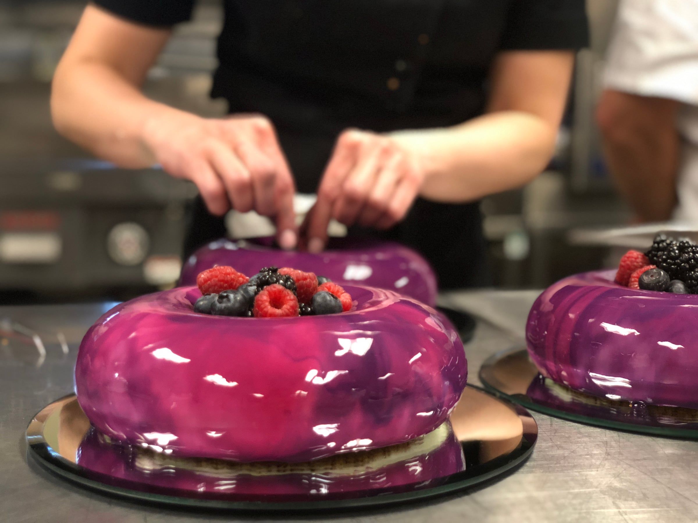 Mirror-Glaze Entremets with Olga Noskova — image 146