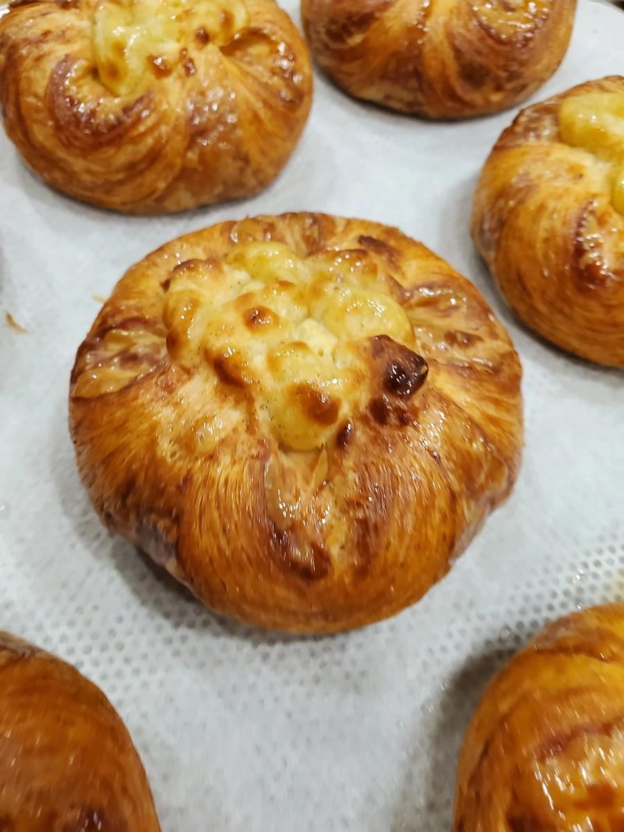 Viennoiserie by Bedros Kabranian — image 124