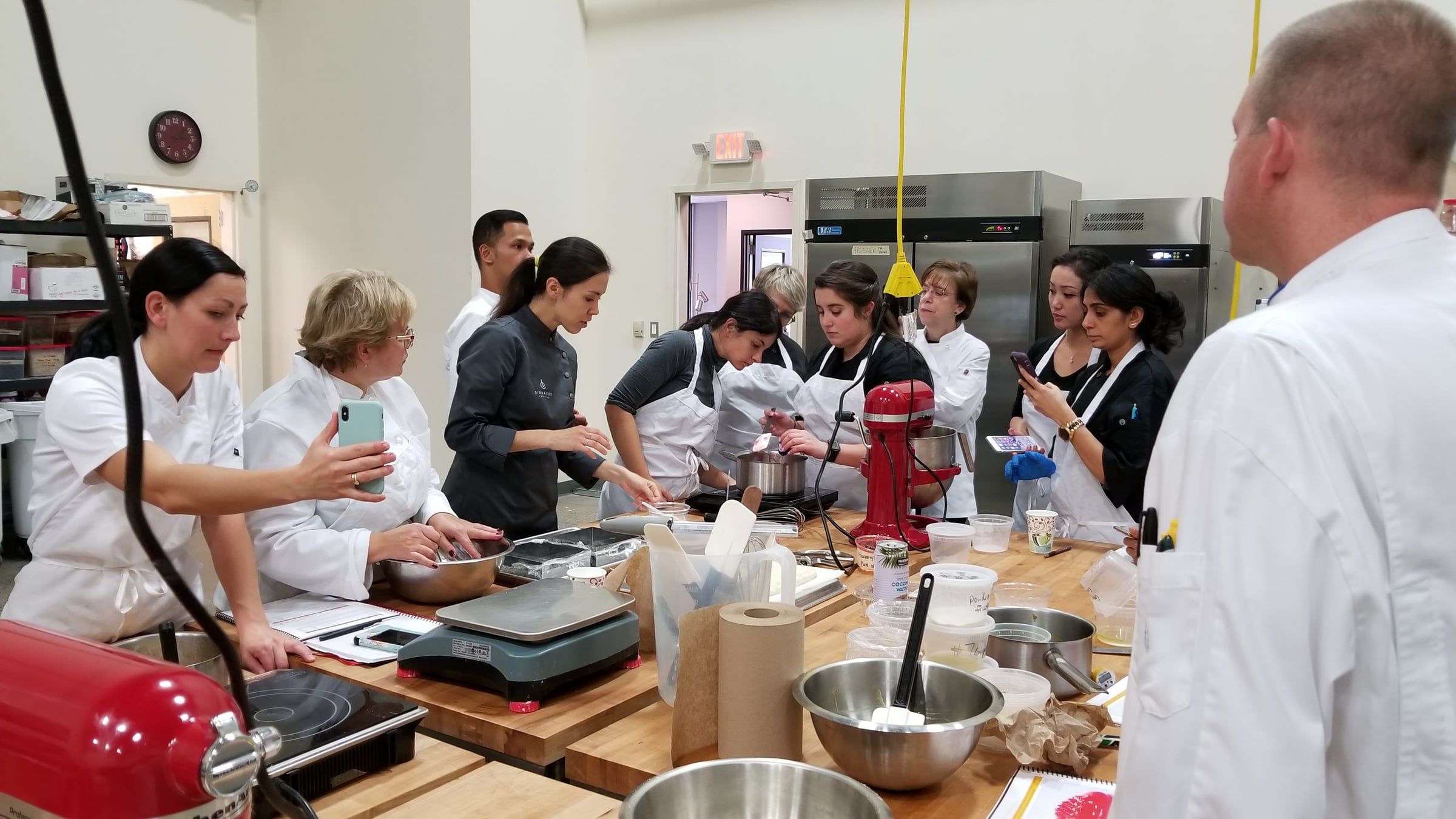 Architectural Pastry with Dinara Kasko — image 10