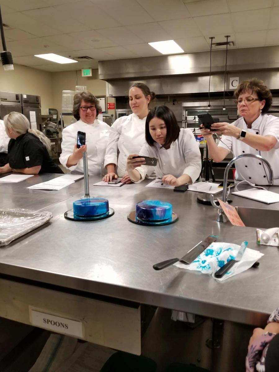 Mirror-Glaze Entremets with Olga Noskova — image 31