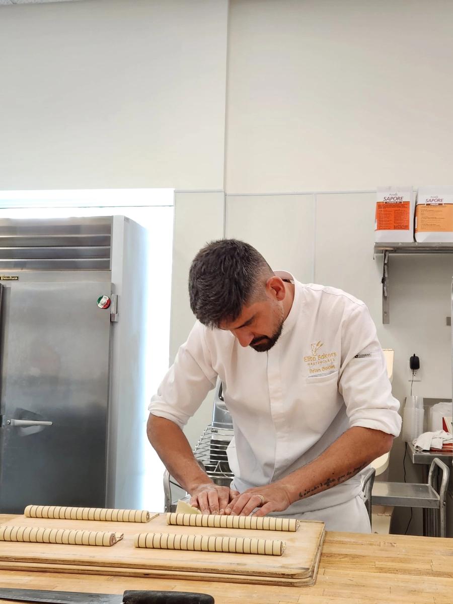 Advanced and Creative Bread and Viennoiserie with Brian Boclet — image 25
