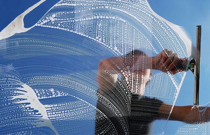 Kamloops professional window cleaning schedule