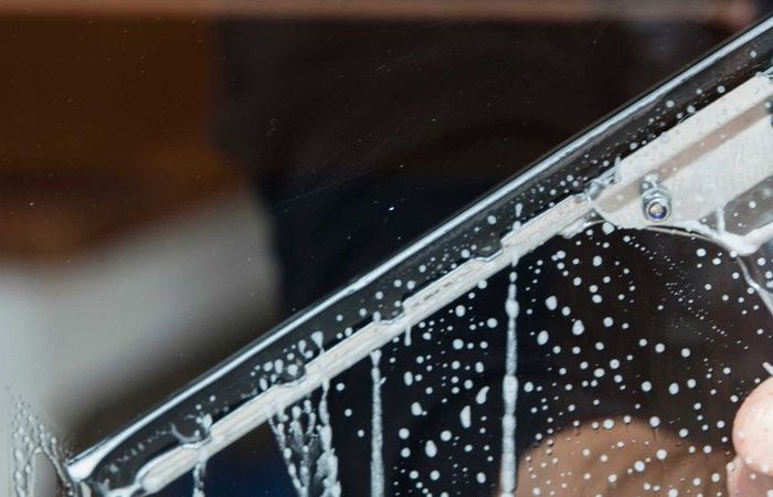 Kamloops window cleaning schedule
