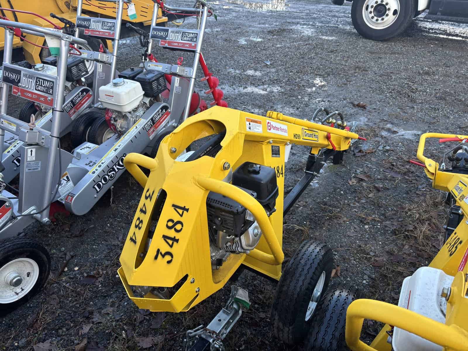 Auger Rentals | One-Man, Two-Man & Hydraulic Earth Drills