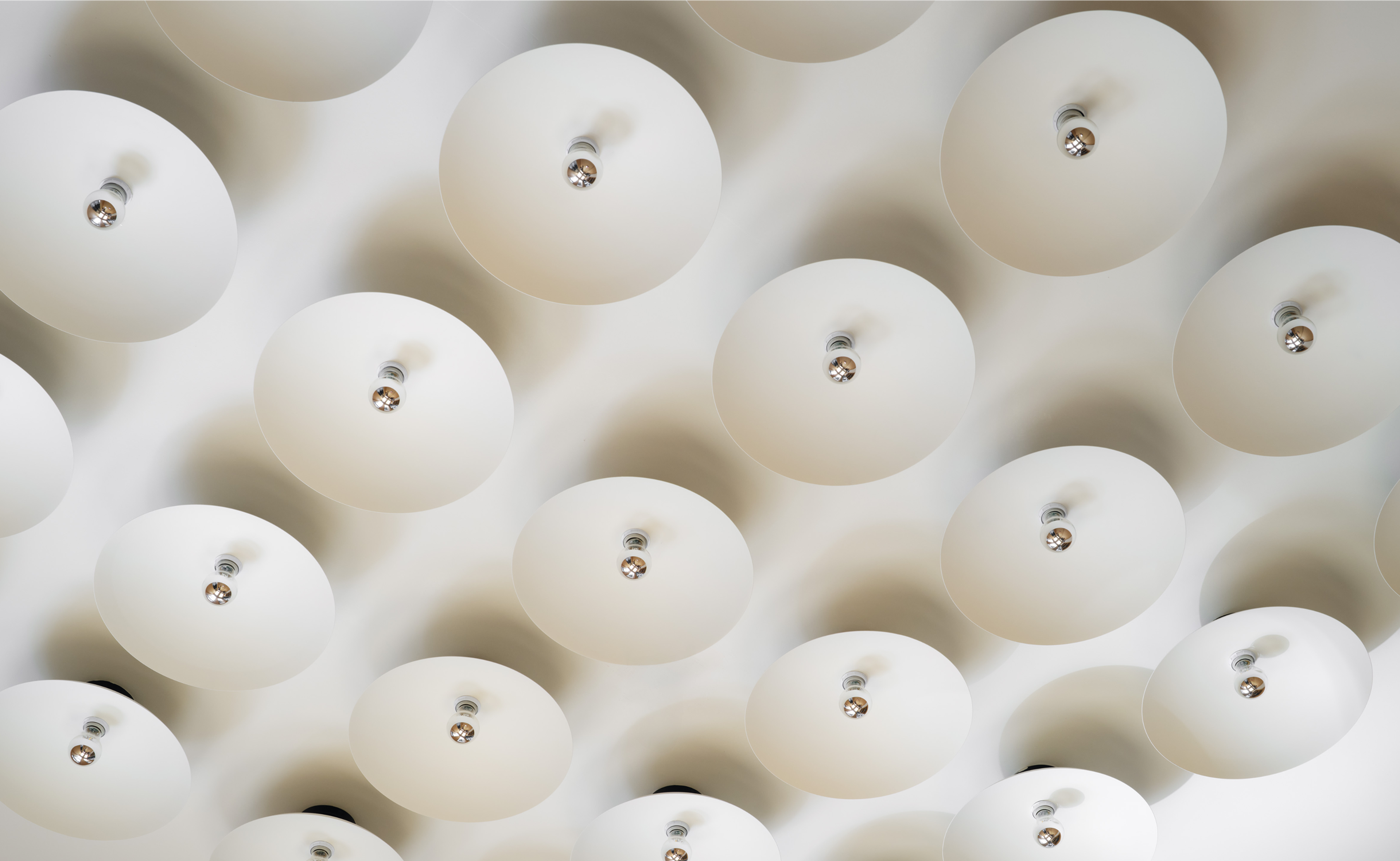 ceiling lighting detail