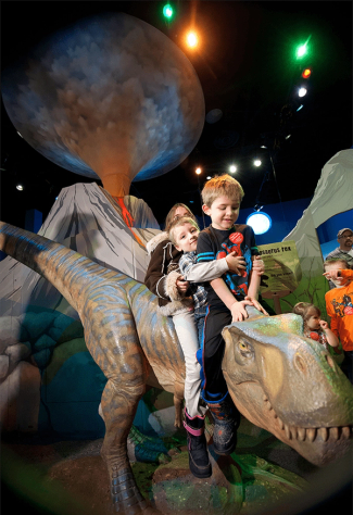 dinosaurs: land of fire and ice