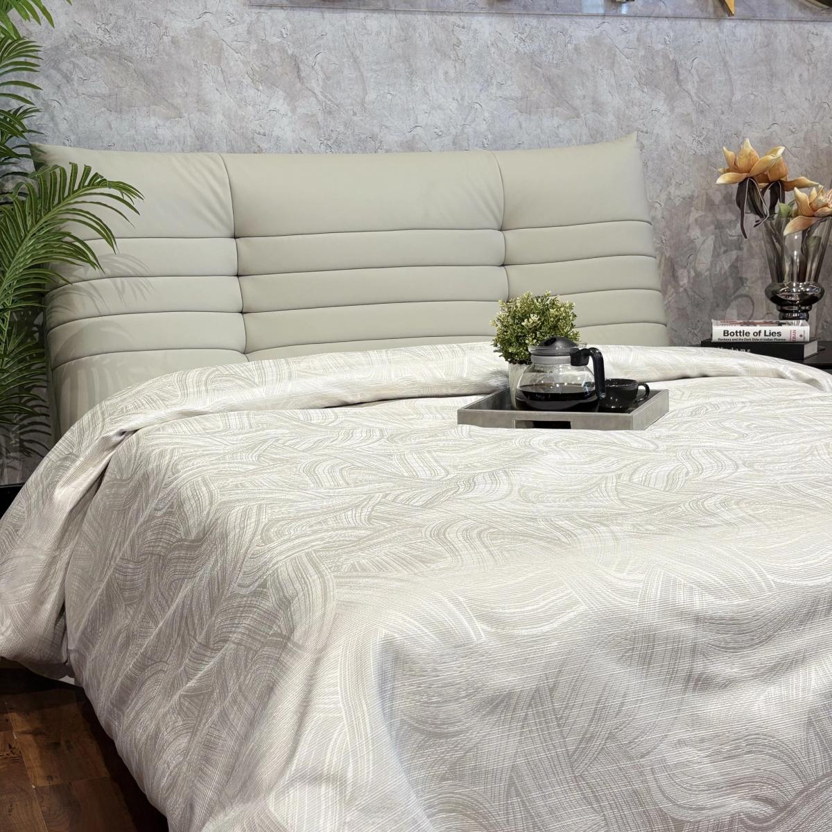 Ivory Marbled Wave Satin Duvet Cover Set — King