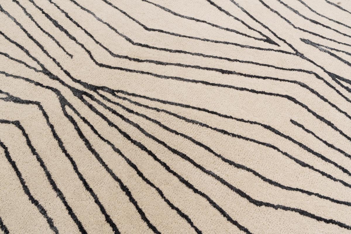 Diamond Hand-Tufted Wool & Viscose Rug — Beige