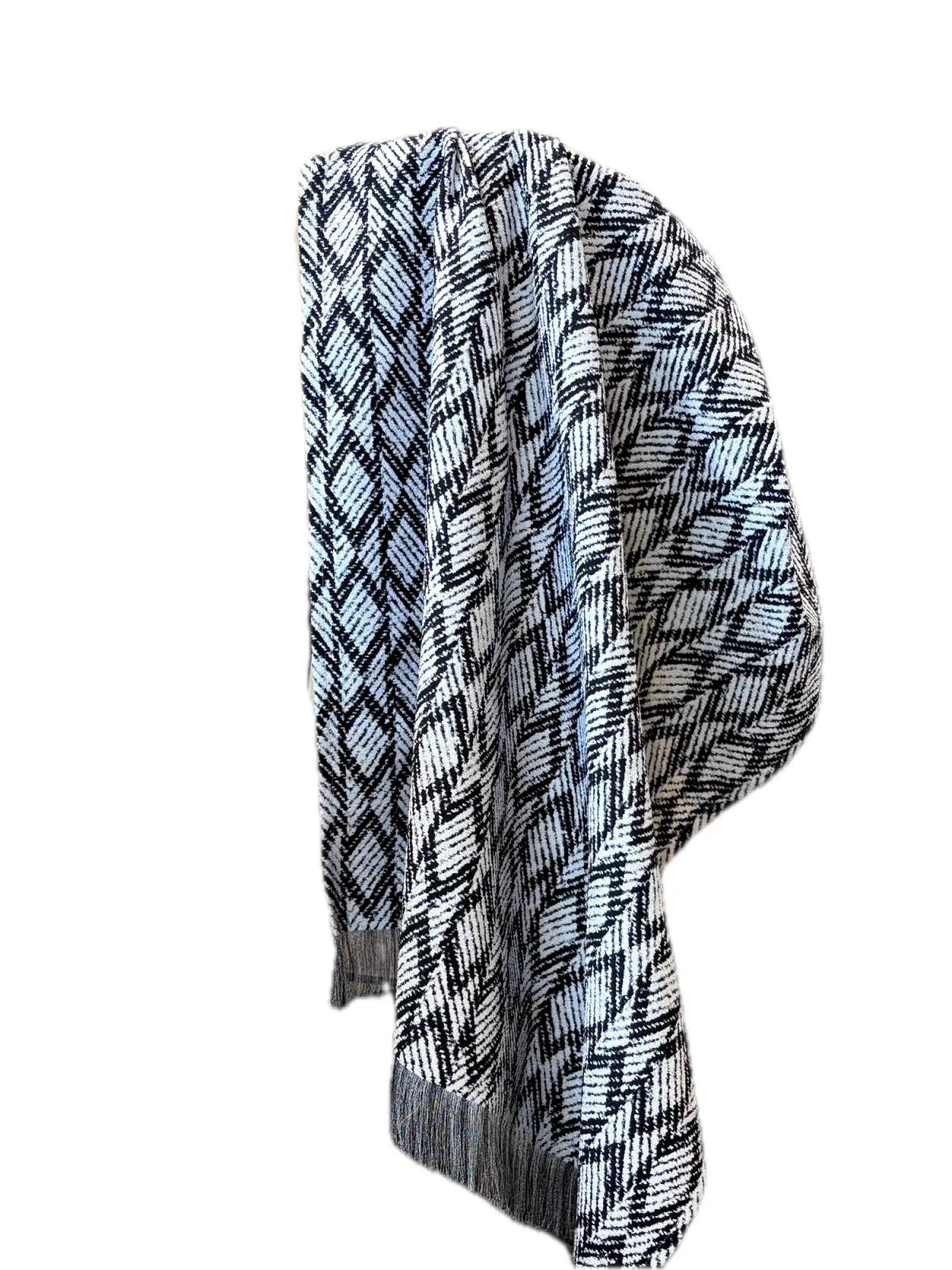 Black & Ivory Diamond Ikat Throw with Fringe