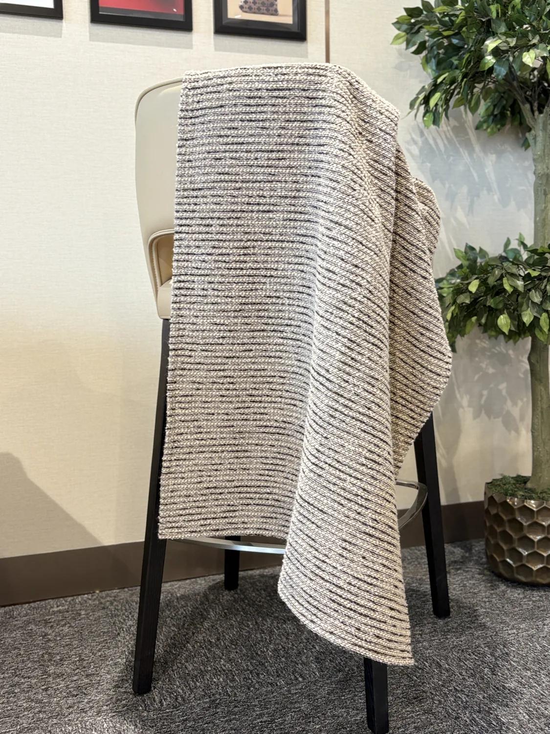 Oatmeal Fine-Stripe Rib Throw