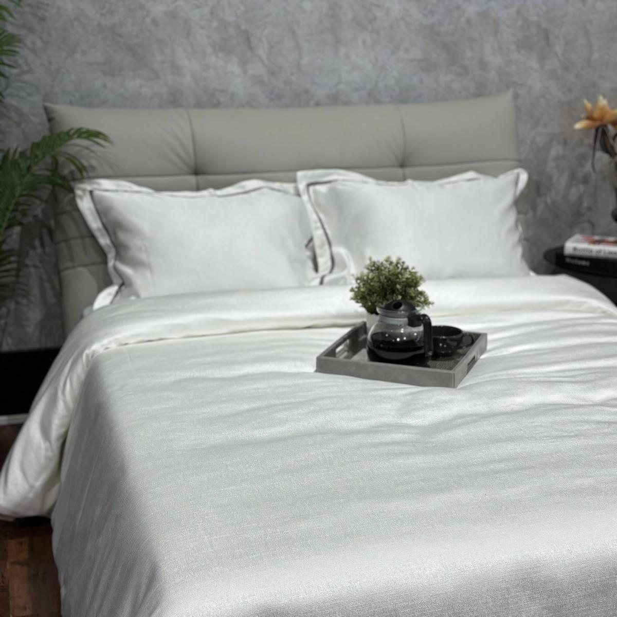 Ivory Slubbed Cotton Duvet Cover Set with Charcoal Border — King