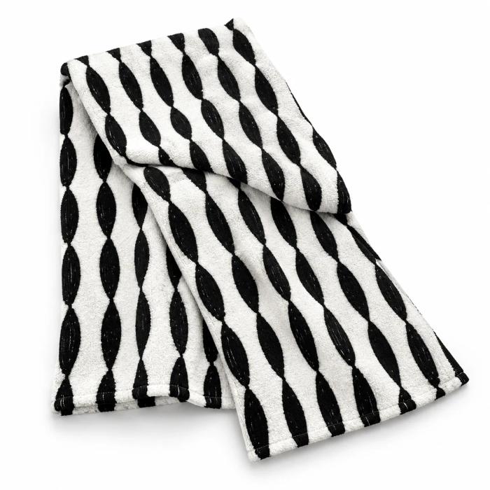 Black & White Geometric Wave Throw