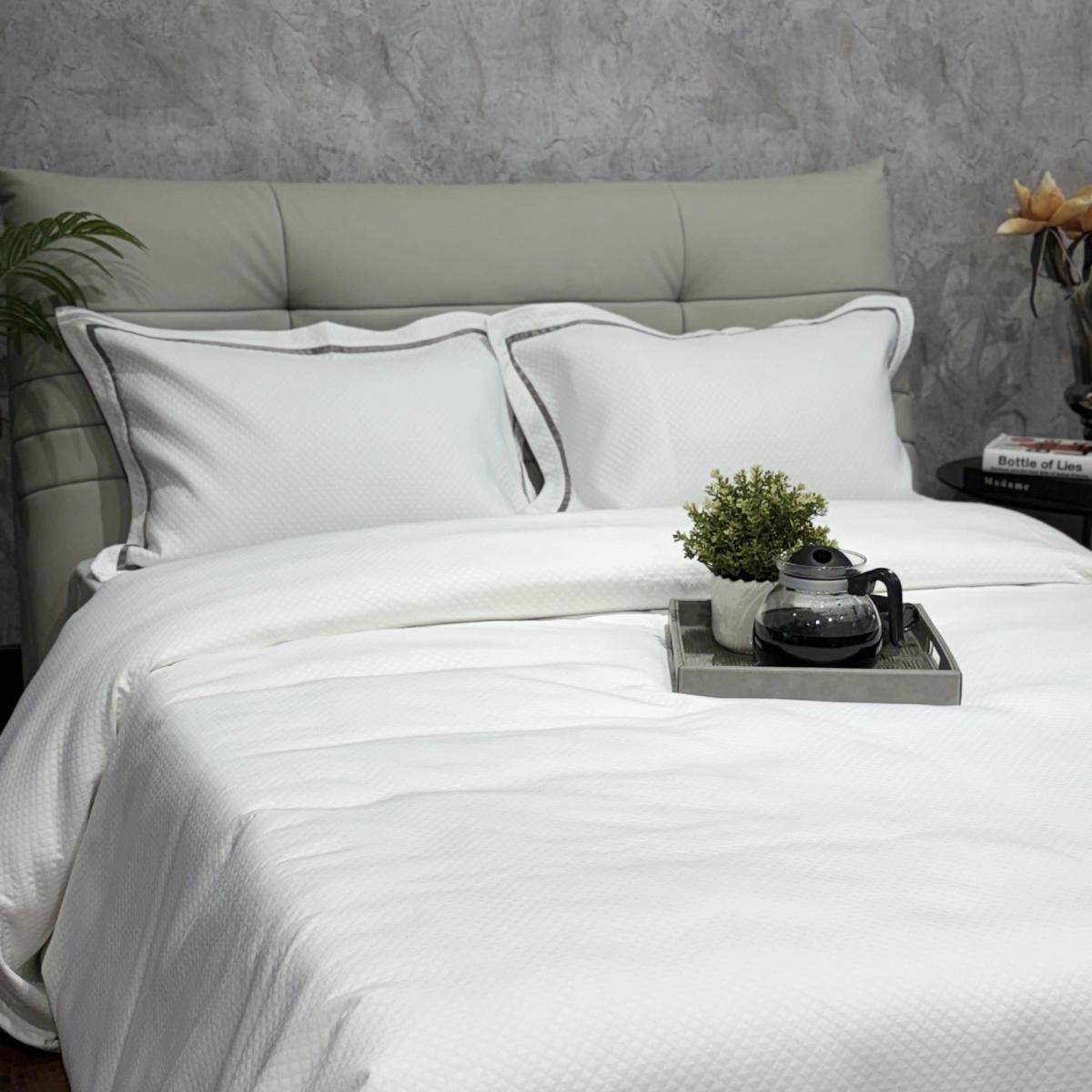 White Waffle Duvet Cover Set with Grey Border Trim — King