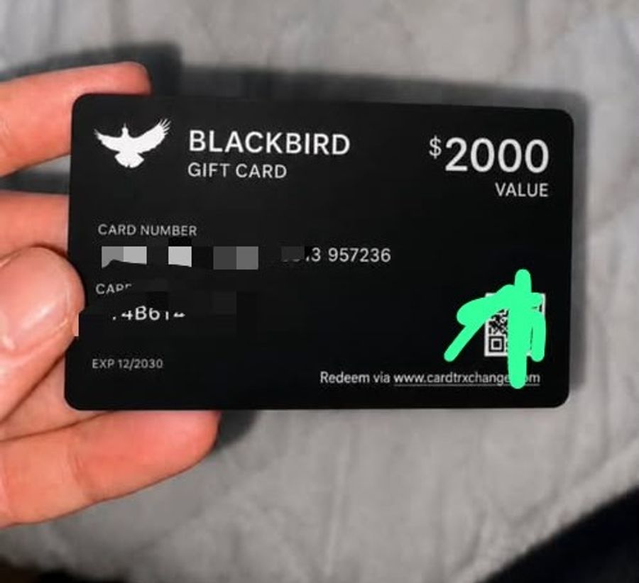 Second Blackbird gift card version marked $2000 directing holders to cardtrxchange.com