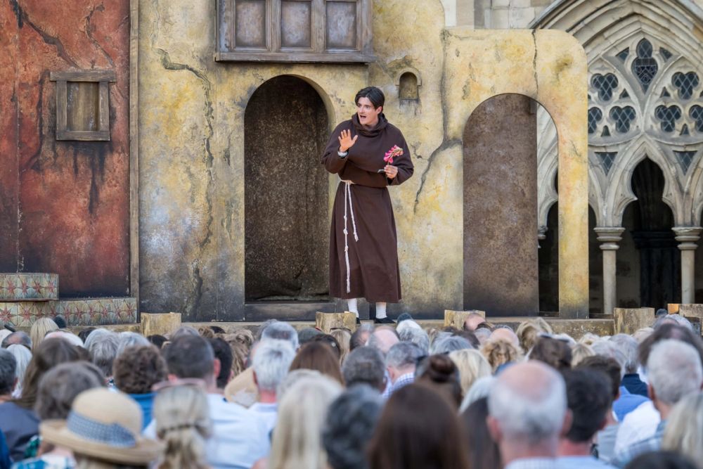 image-281303d9619e95e55c0995e4b7d6496f25a4c0a7-7829x5219-jpg