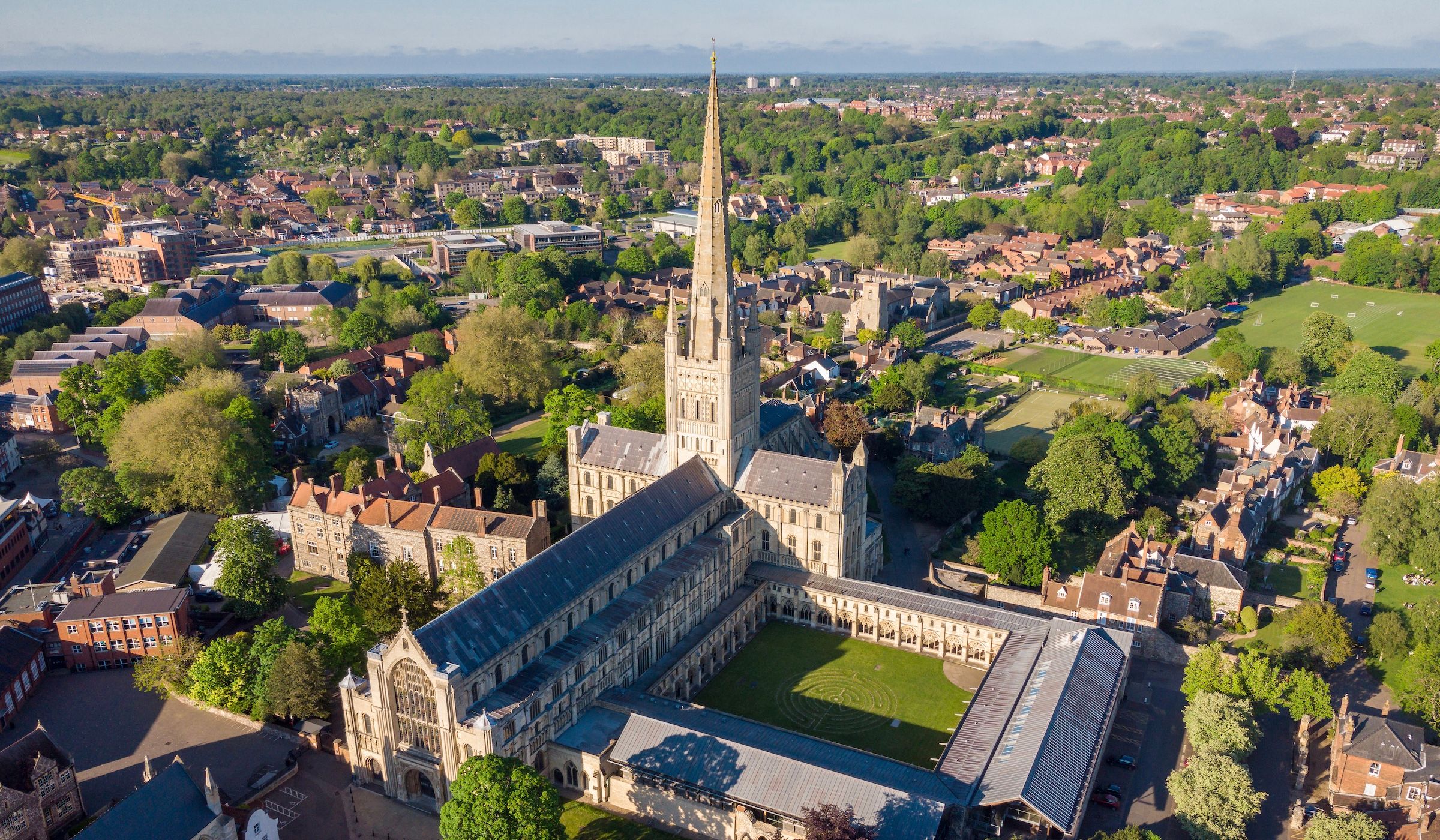 image-333f152c0211f58e8c51a584c52b682cf4331de7-2400x1400-jpg