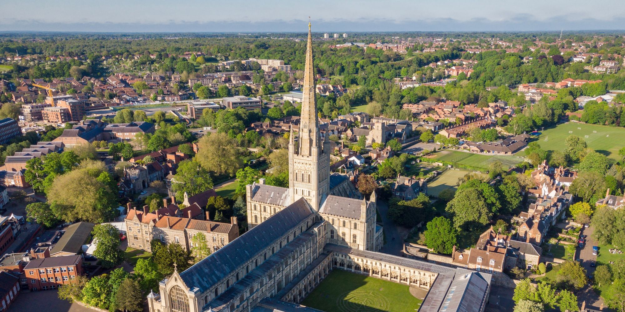 image-333f152c0211f58e8c51a584c52b682cf4331de7-2400x1400-jpg