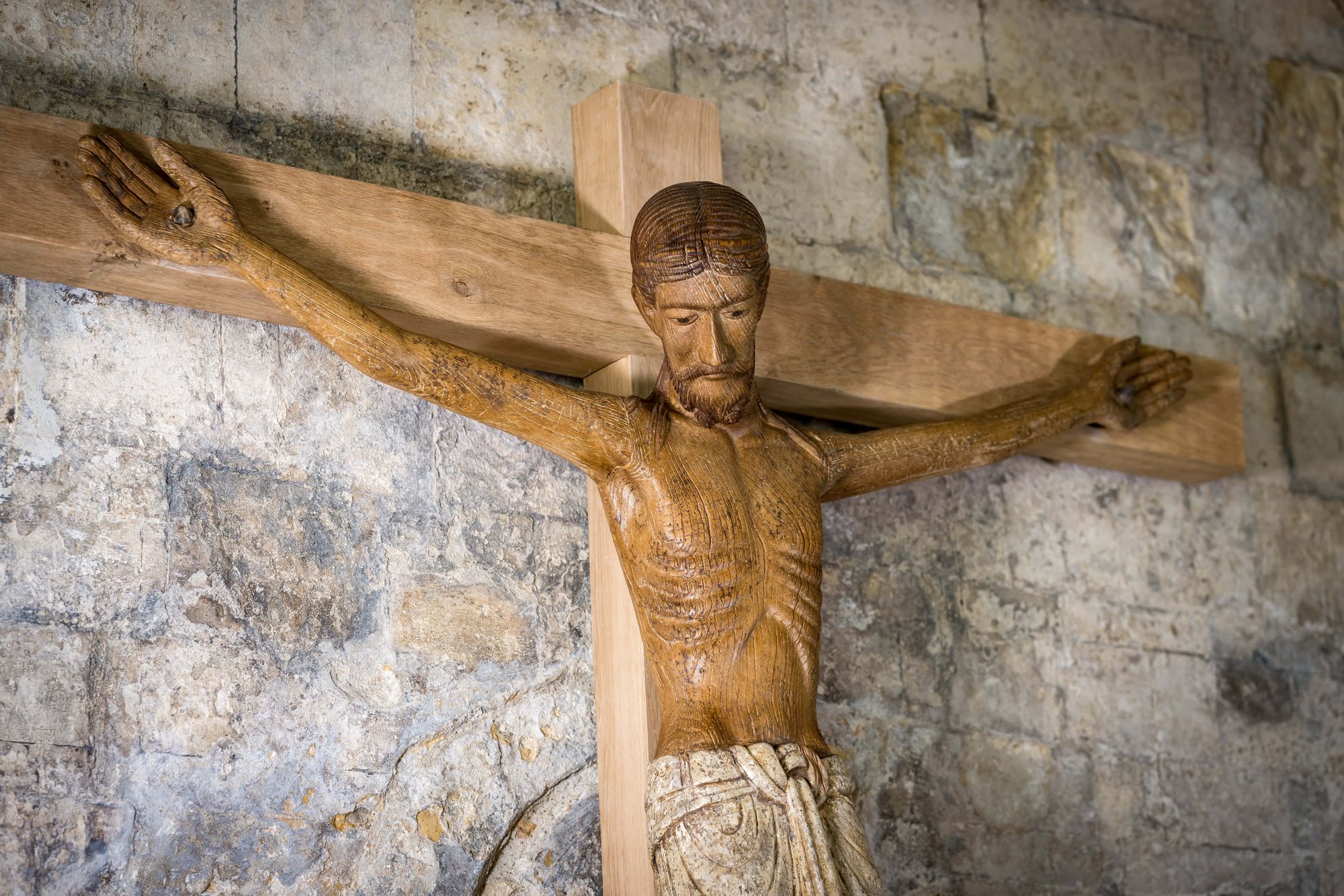 New crucifix displayed in Cloister | Norwich Cathedral