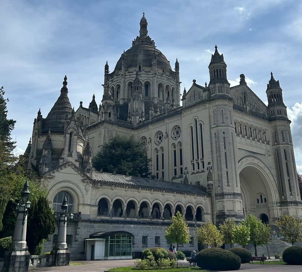 image-5dfb5dcb5a1714b377c8f70a48c2d13f8fe56fde-1536x2048-jpg