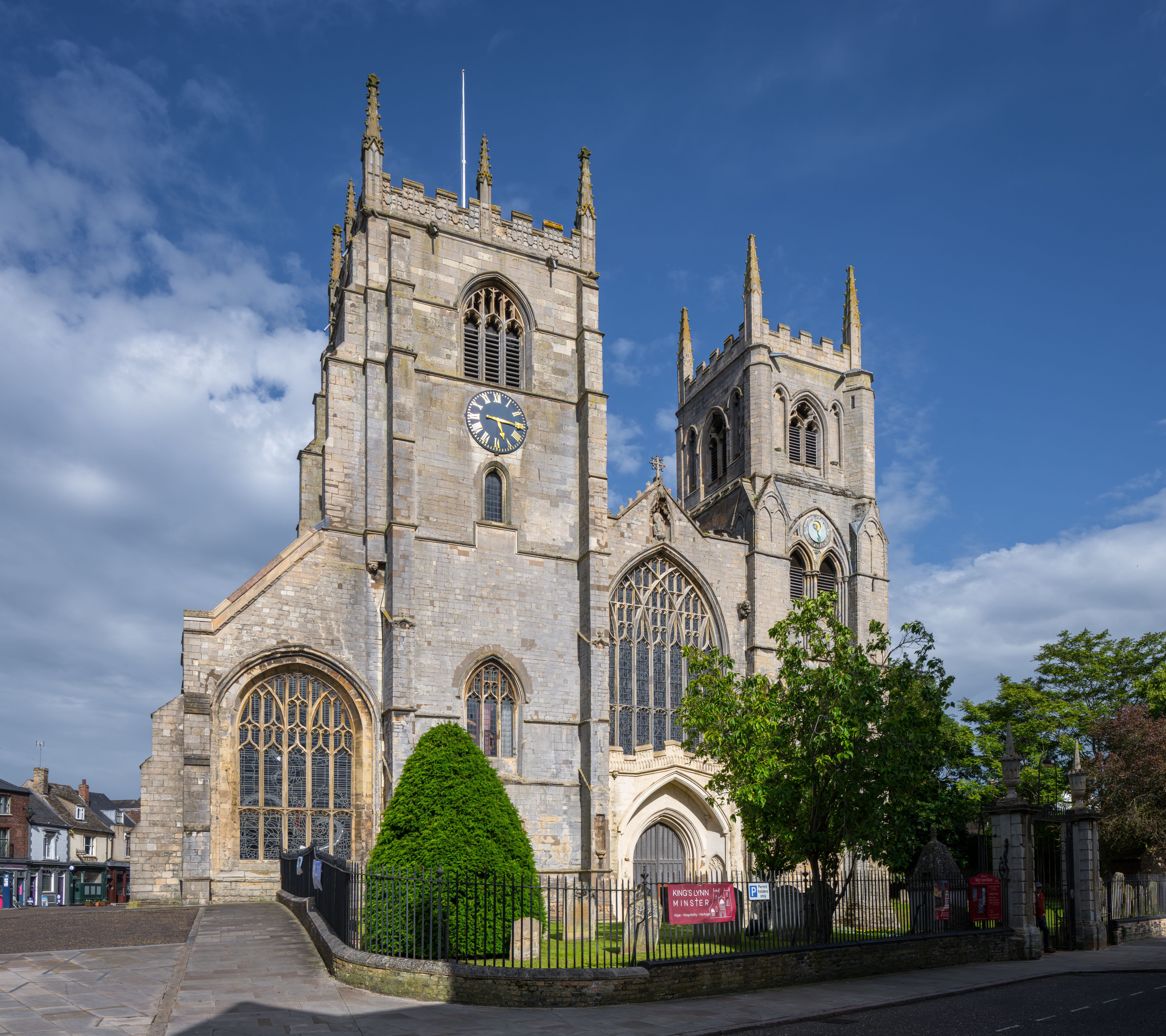 image-67d85608eeec770415b7c4e66c306088f438e7e0-10669x9480-jpg